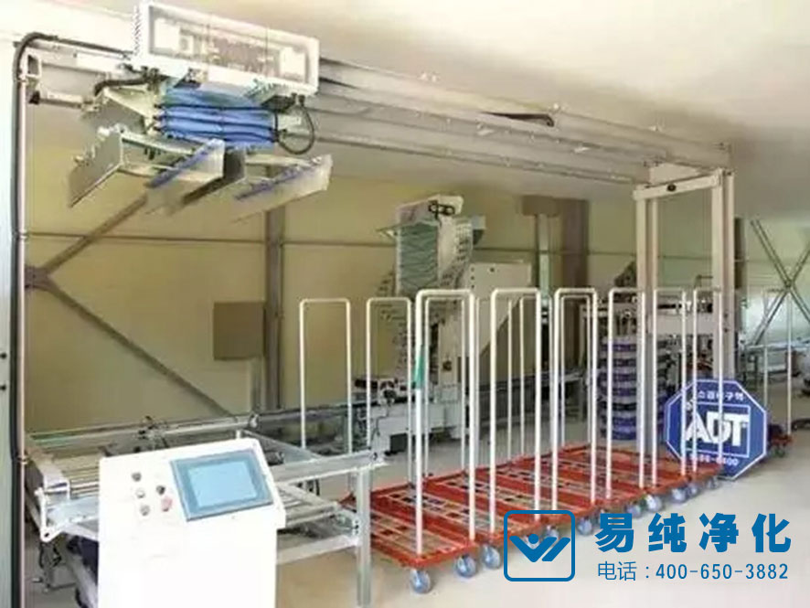 9食用菌接种传送带装瓶车间.jpg